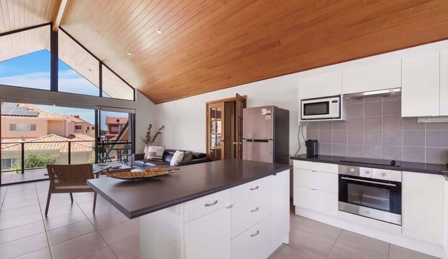 Generous Riverside Living*3BR Swan River*Heathcote Park* in Applecross