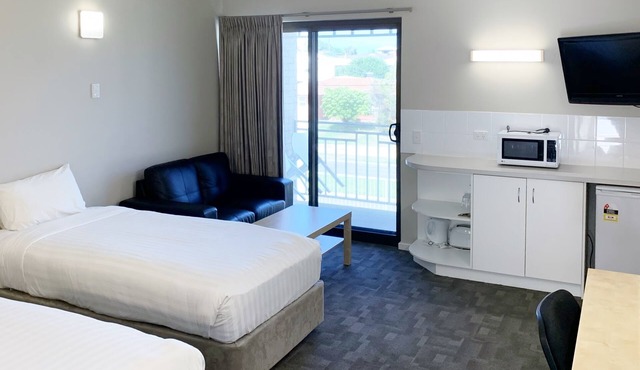 Geraldton Motor Inn in Mount Tarcoola
