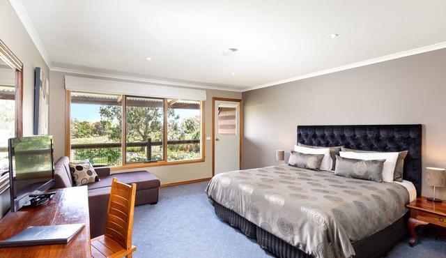 Glen Erin At Lancefield - Vineyard Retreat in Lancefield