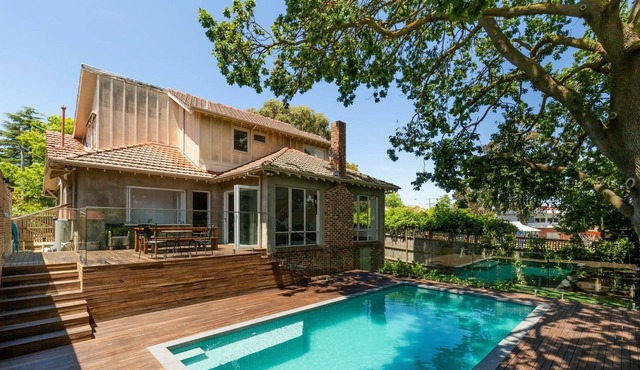 Glen Iris Road (Heated Pool) in Melbourne