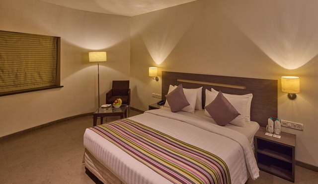 Golden Amoon Resort