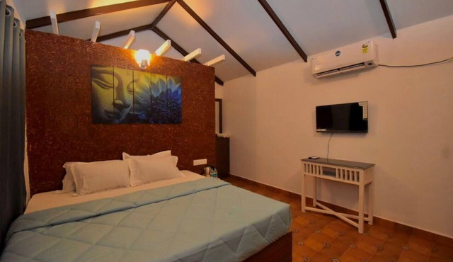 Golden Rice Resort in Candolim