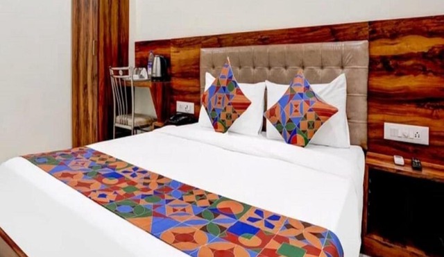 Golden Sands Hotel Near Mumbai Airport T2