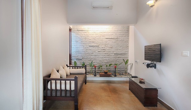 Greenwoods Thekkady - A Five Star Classified Resort