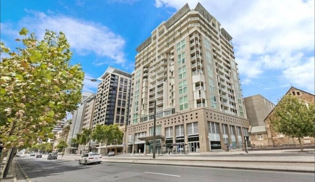 Happy bnb suite on Adelaide CBD in Adelaide