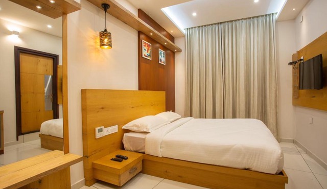 Hasco Tower Business Hotel Stay close to Palakkad junction railway station