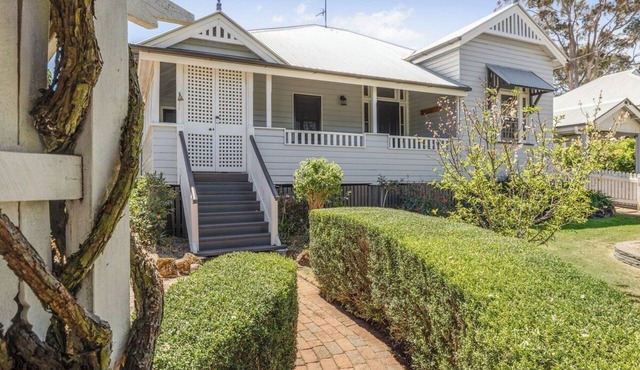 Heritage Charm Meets Modern Comfort in Mount Lofty in Mount Lofty