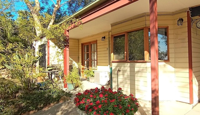 *Hikes*Trails*Mountain Biking*Close to Town* in West Albury