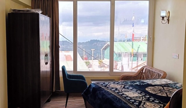 Himalayan Haveli Fooding and Lodging