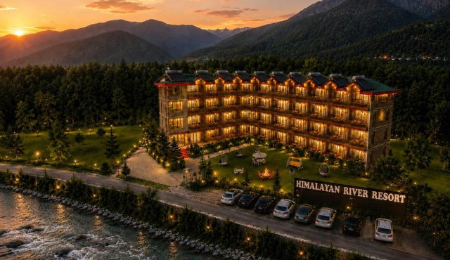 Himalayan River Resort, Manali #riverside #big private parking #scenic river & mountain view #open cafe #spacious room #big garden with campfire