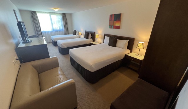 Horsham International Hotel in Horsham