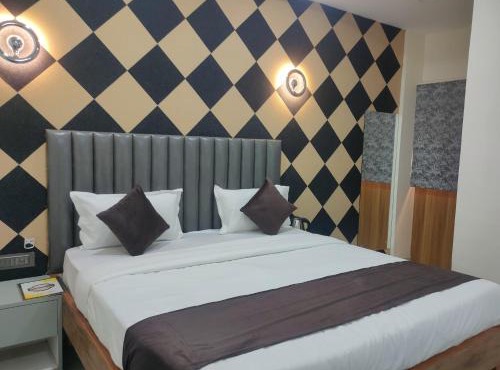 Hotel Abhijeet Inn in Raipur