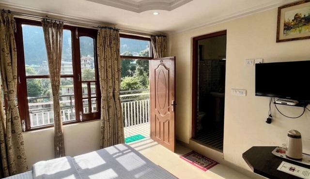 Hotel Anuj Regency in Dharamshala