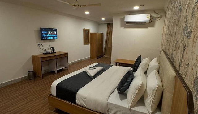 HOTEL B.R CLASSIC