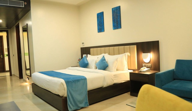 Hotel Bravia Pancheel - By Satguru