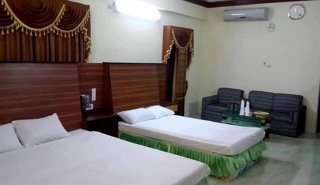 Hotel Castle Soad Bogura in Bogra