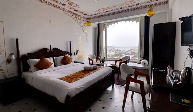 Hotel Darbargarh, Udaipur