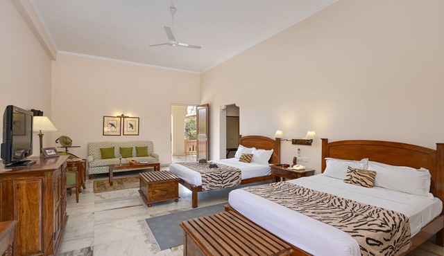 Hotel Dev Vilas