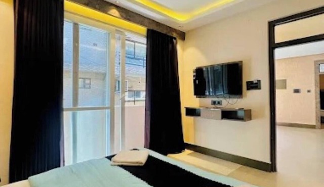 HOTEL DURGA PALACE in Rishikesh