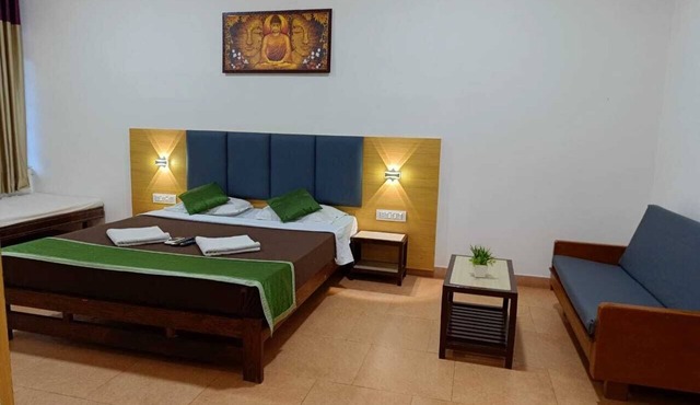 Hotel Durvankur Ganpatipule