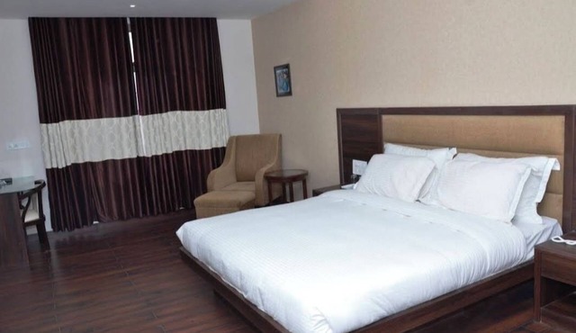 HOTEL FORTUNE BLUE