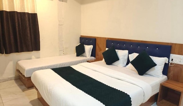 HOTEL GLOW STAR