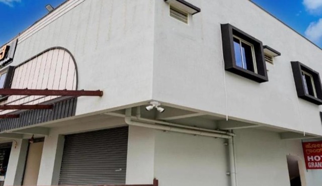hotel grand meridian nearby kepegowda airport