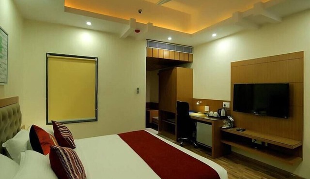 Hotel Hampi International