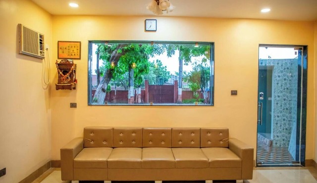 Hotel Hari Sharanam