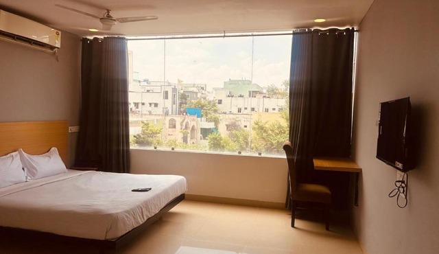 Hotel Ivory Towers in Hyderabad