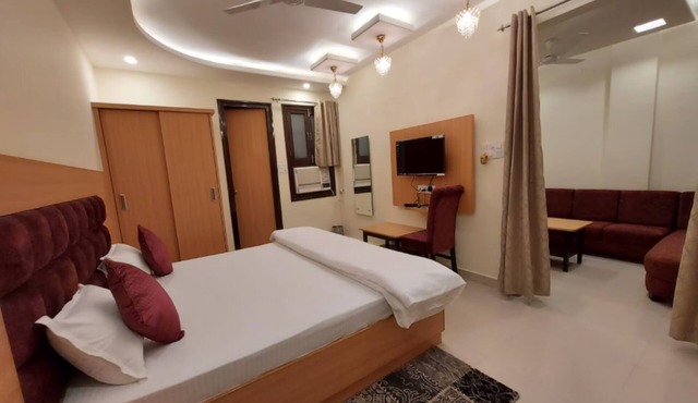 Hotel Kailash Near Deoria Baraon Rd in Deoria
