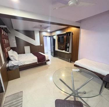 Hotel keshav