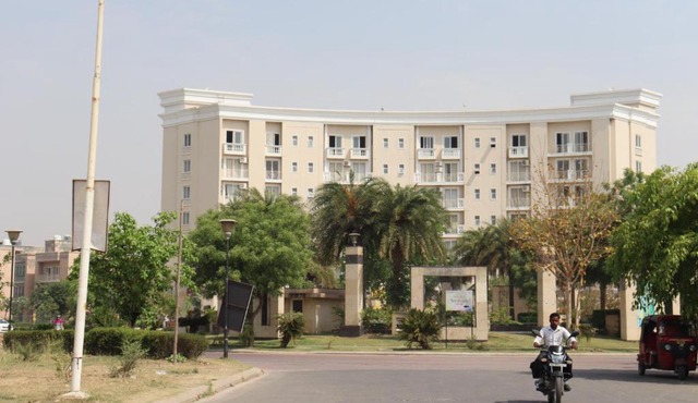 Hotel Krishna Orchid- Near Prem Mandir in Vrindāvan