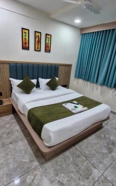 Hotel Krishna Palace in Pālanpur