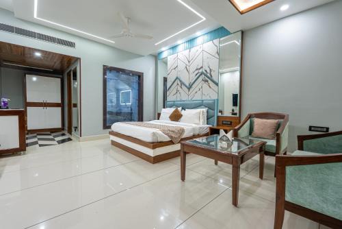 Hotel Leela Grande in Karnāl