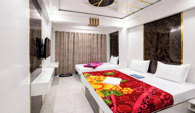 Hotel Mid Town Nainital Near Mall Road