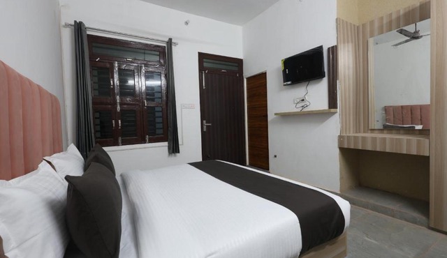 Hotel New Rao Residency in Bhiwadi