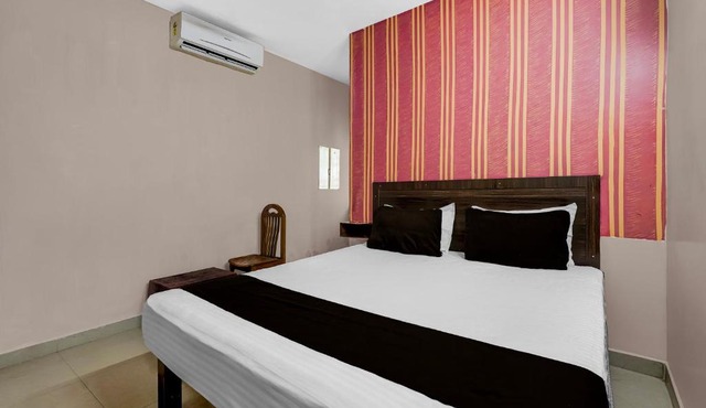 Hotel O Blossom Residency