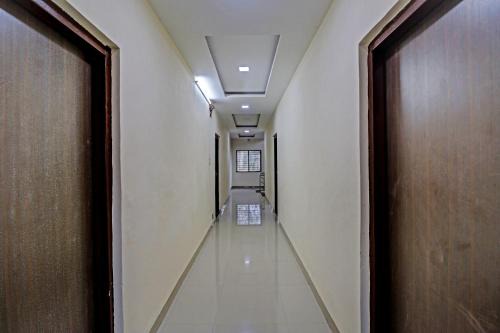 HOTEL O MIDWAY TREAT DHAR in Dhār