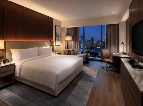 Hotel Platinum Square