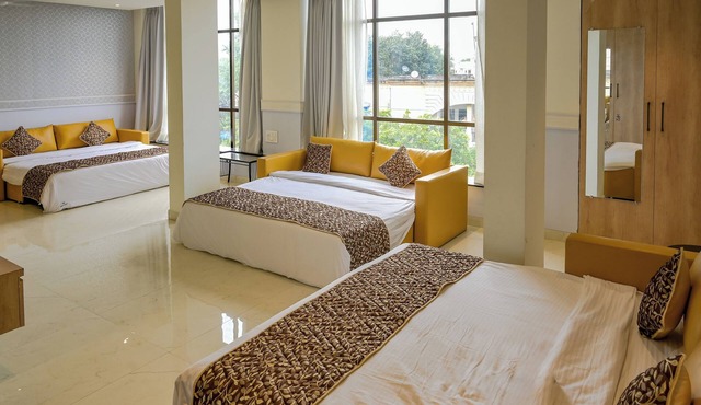 Hotel Poonam Residency in Wardha