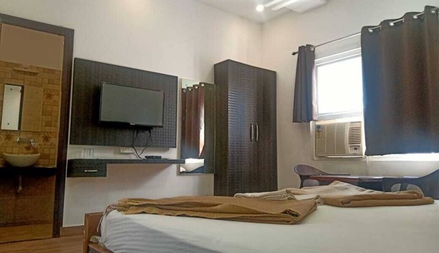 Hotel Rajshree
