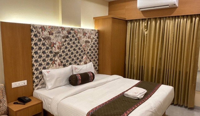 Hotel Rajwada Nagpur in Nagpur