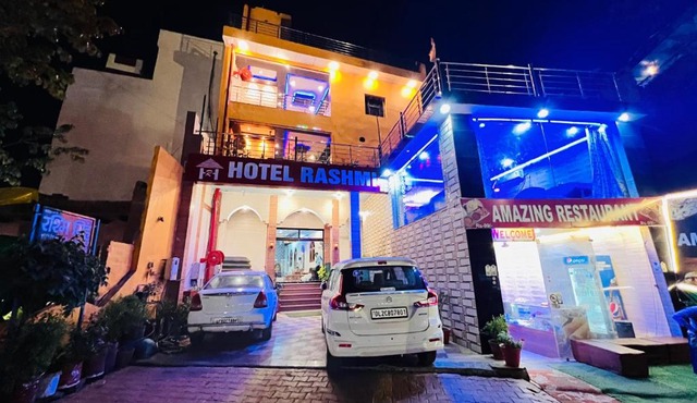 Hotel Rashmi palace in Agra