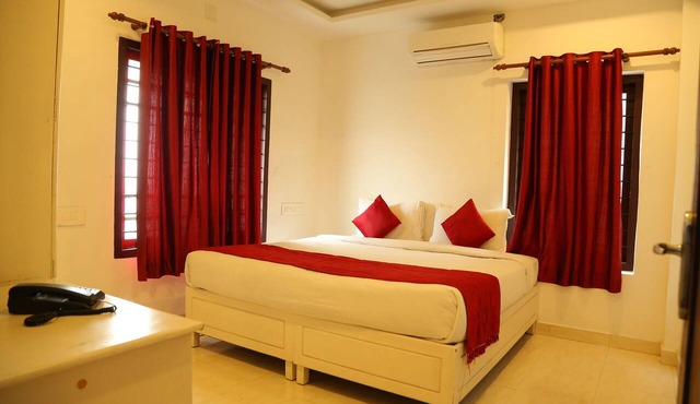 Hotel Ritzy Village