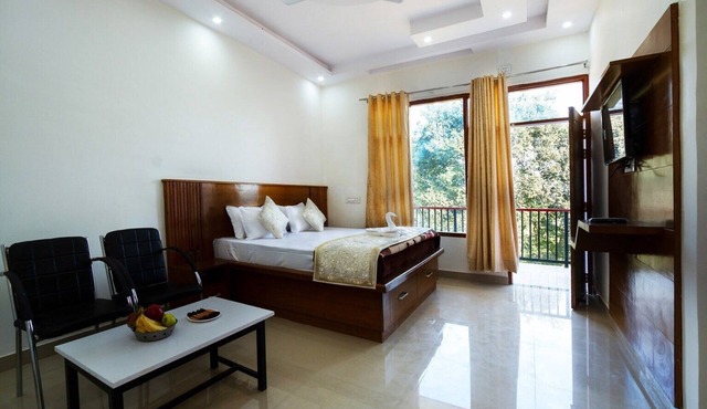 Hotel Roop