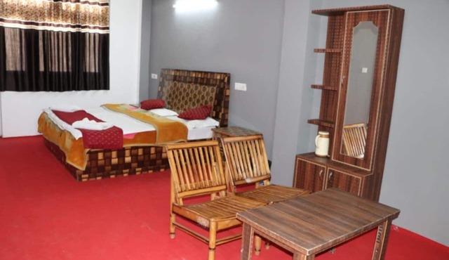 Hotel Sangla Retreat