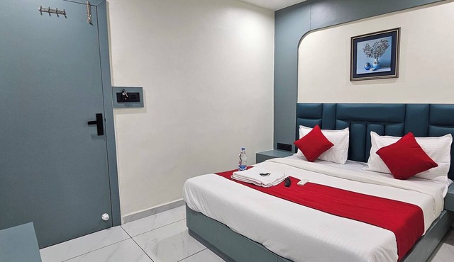 Hotel Satyam in Vadodara