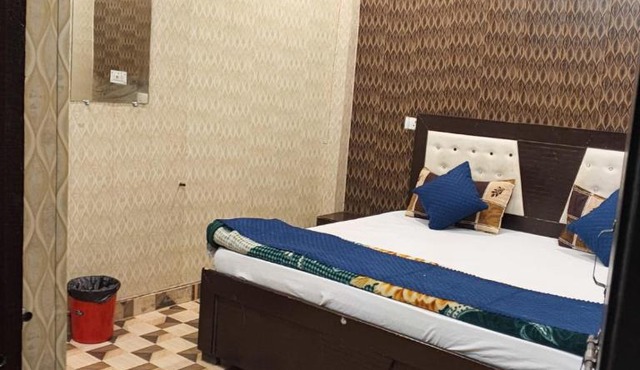 Hotel Shree Sanwaliya Inn Ayodhya Hanuman Gadhi in Ayodhya