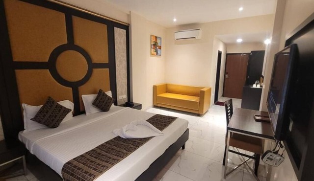 HOTEL SIMRAN INTERNATIONAL in Raipur